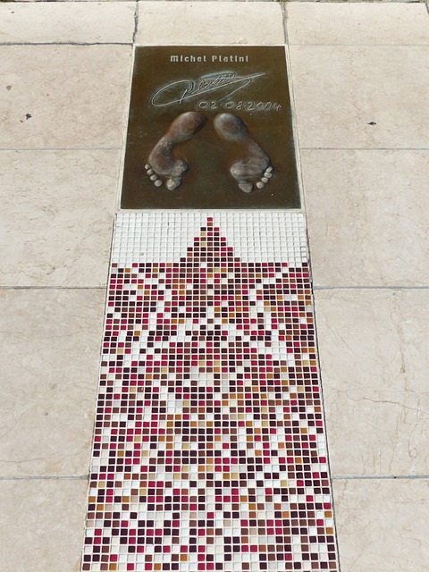 然而规则严 然而规则严